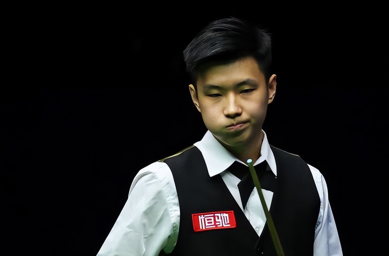 探讨比赛中 探讨比赛中